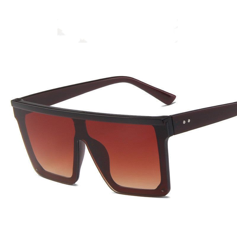 LoomTech™ Retro Fashion Sunglasses – Unisex UV400 Classic Eyewear for Adults
