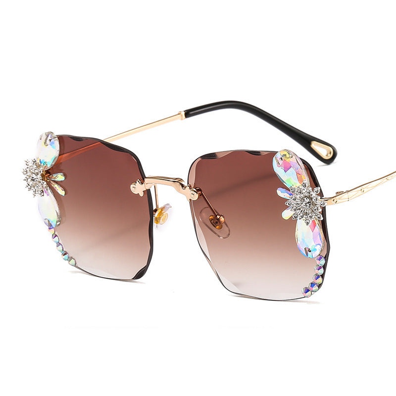 LoomTech™ Rhinestone Frameless Sunglasses – Luxury Gradient UV400 Fashion Eyewear for Women