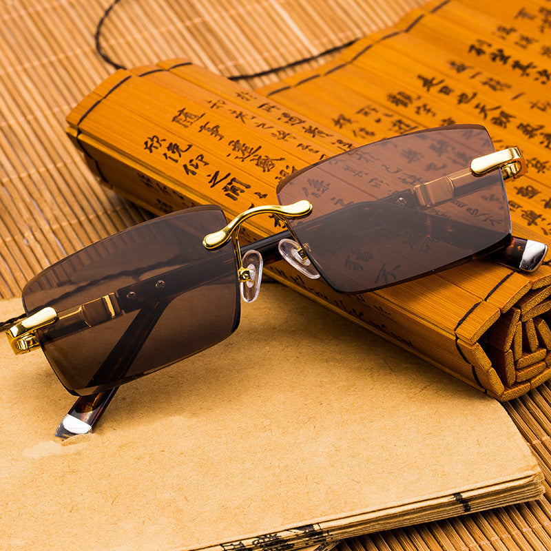 LoomTech™ Crystal Stone Sunglasses – Luxury Handcrafted Natural Crystal Lens Eyewear with Metal Frame