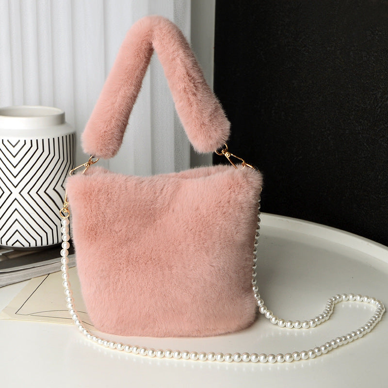 LoomTech™ Checkerboard Plush Bucket Bag – Winter Luxury Handbag with Pearl Chain Design