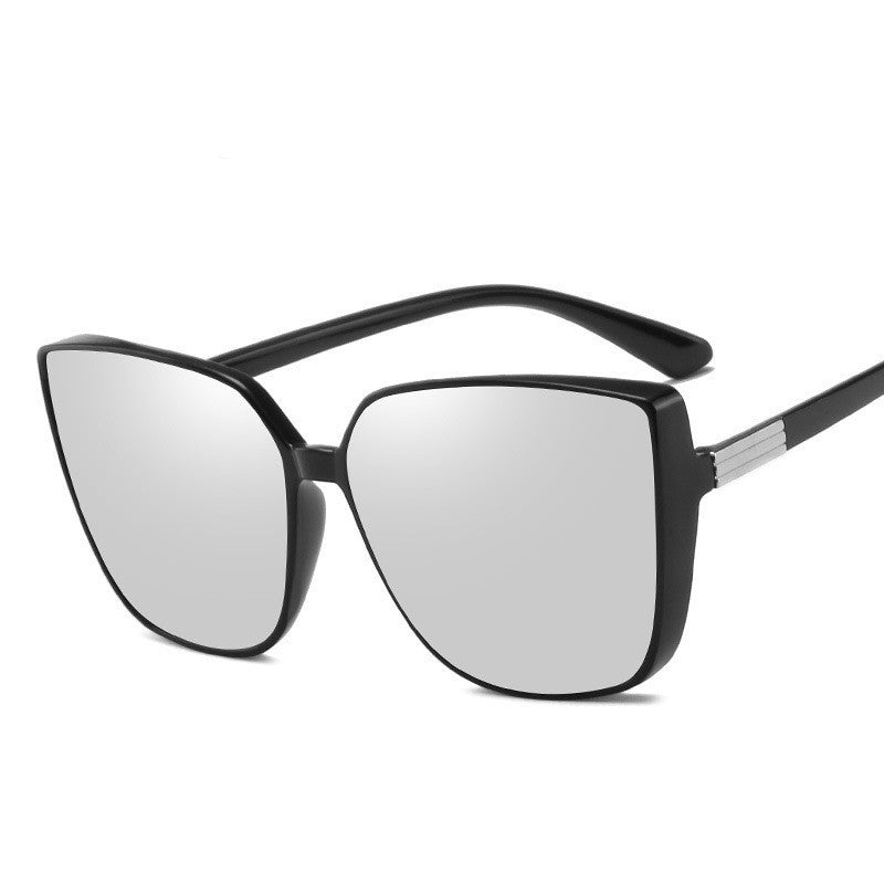 LoomTech™ Cat Eye Sunglasses – Trendy Fashion UV400 Eyewear for Women