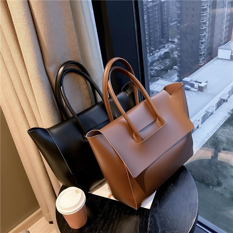 LoomTech™ Women’s Retro PU Leather Shoulder Bag – Large Capacity Solid-Color Tote Handbag