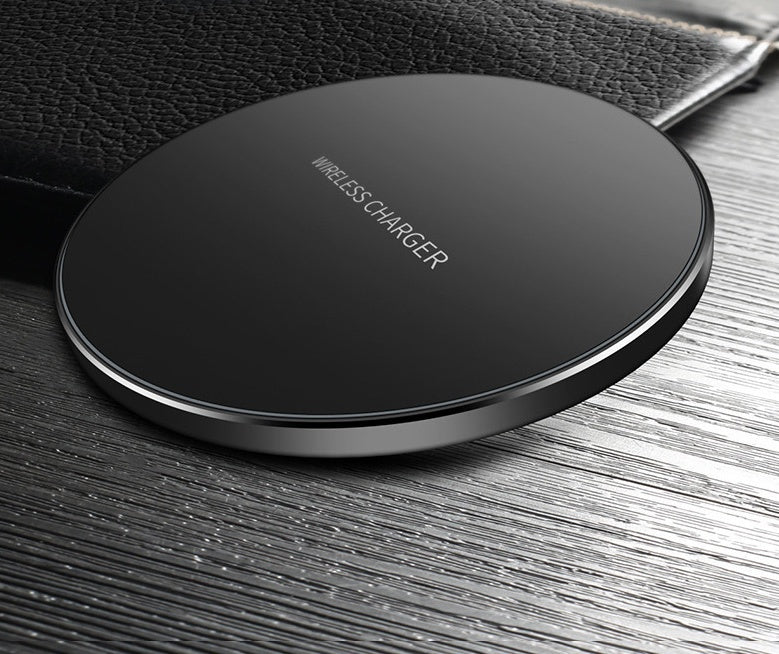 LoomTech™ Fast Wireless Charging Pad – High-Speed Charger for iPhone & Samsung Devices