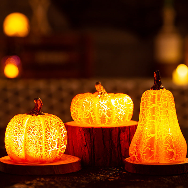 LoomTech™ Halloween Pumpkin LED Lantern – Realistic Resin Candle Lamp for Party & Home Decoration