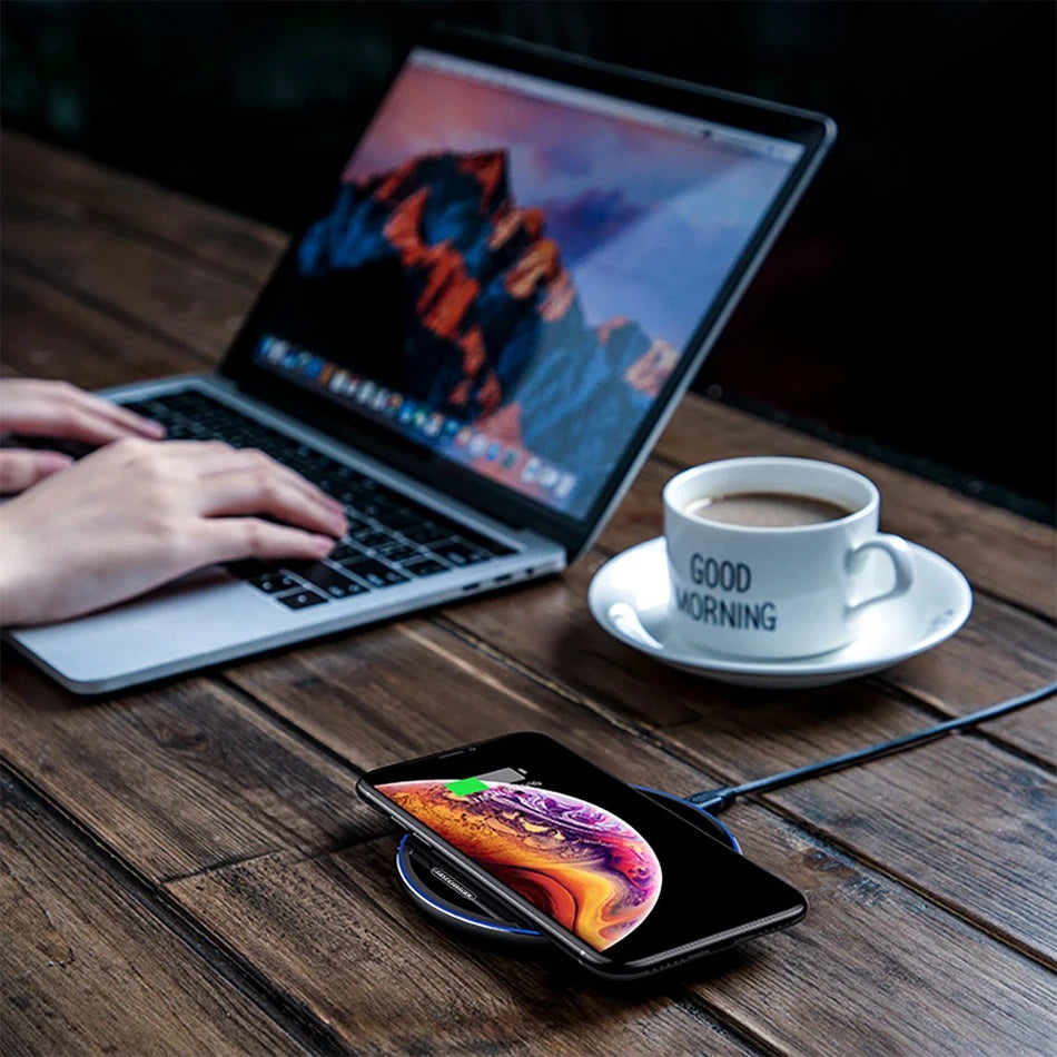 LoomTech™ Fast Wireless Charging Pad – High-Speed Charger for iPhone & Samsung Devices