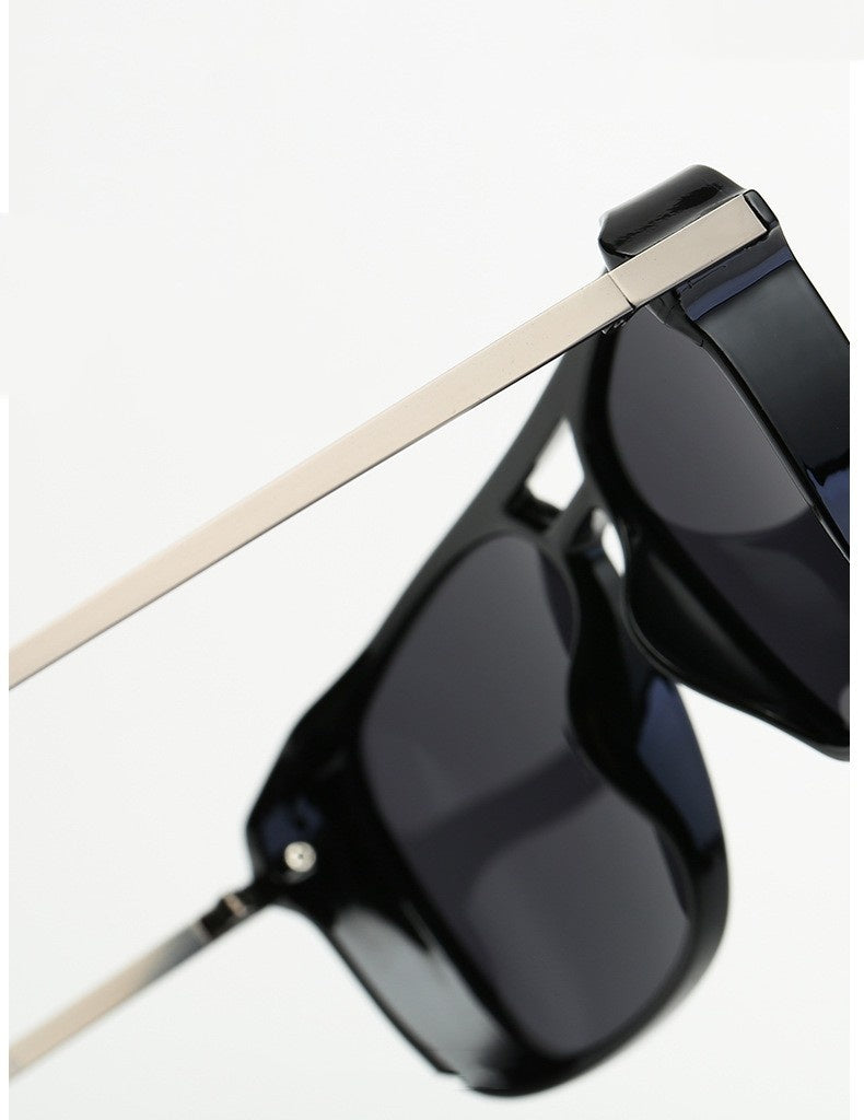 LoomTech™ Punk Classic Polarized Sunglasses – Unisex UV400 TAC Lens Eyewear for Travel & Driving