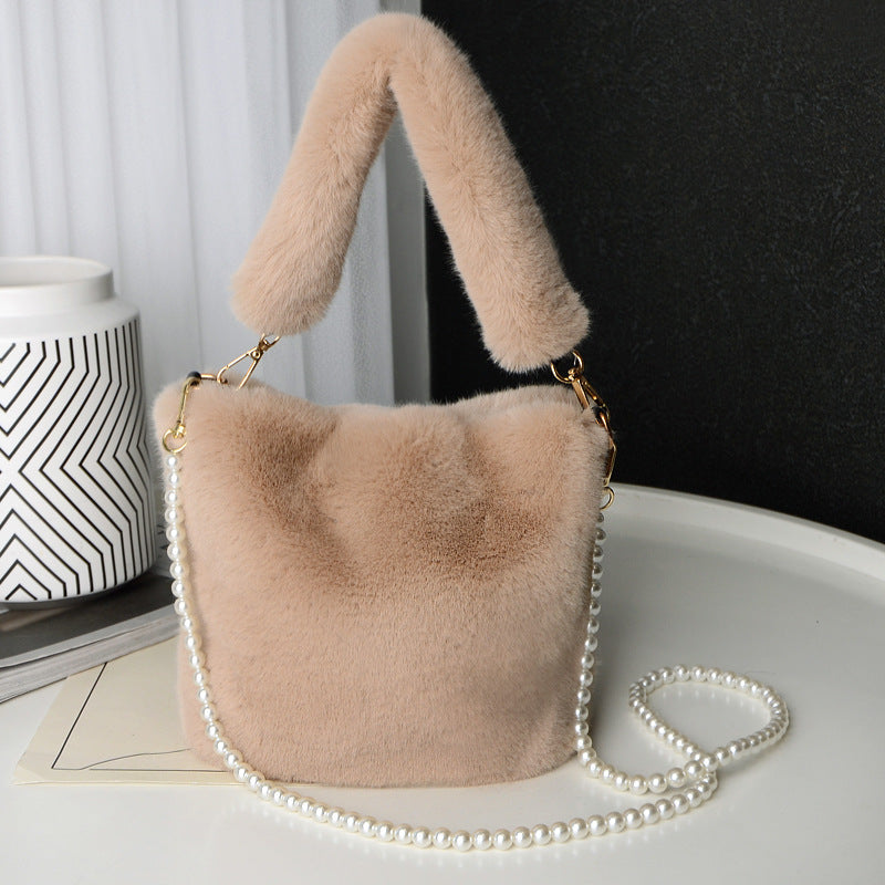 LoomTech™ Checkerboard Plush Bucket Bag – Winter Luxury Handbag with Pearl Chain Design