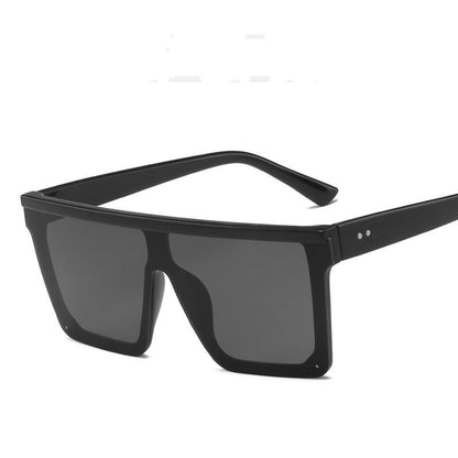LoomTech™ Retro Fashion Sunglasses – Unisex UV400 Classic Eyewear for Adults