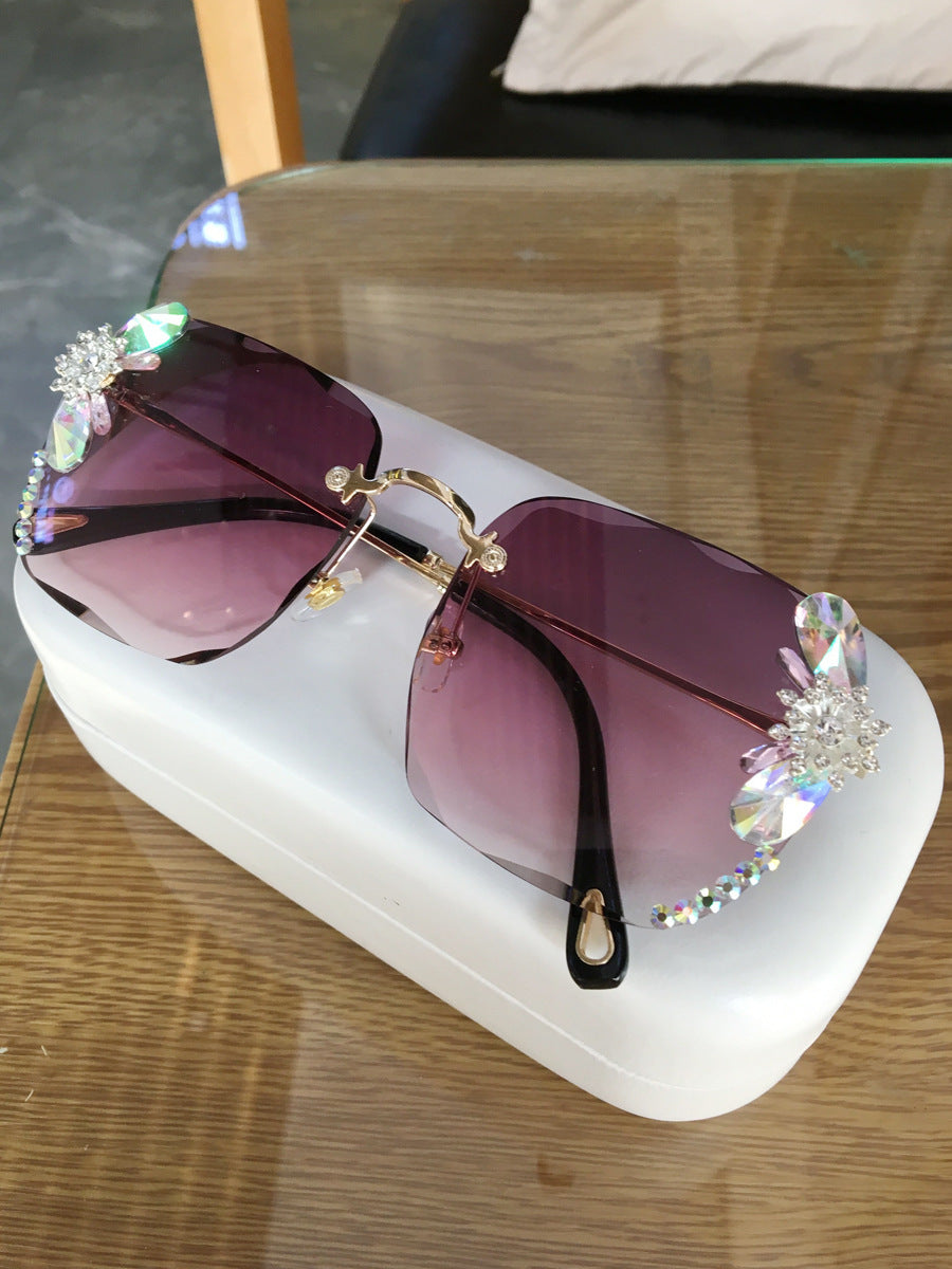 LoomTech™ Rhinestone Frameless Sunglasses – Luxury Gradient UV400 Fashion Eyewear for Women