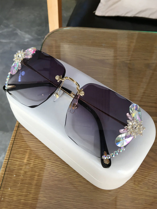 LoomTech™ Rhinestone Frameless Sunglasses – Luxury Gradient UV400 Fashion Eyewear for Women