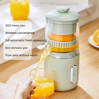 LoomTech Wireless Electric Juicer – USB Rechargeable Mini Fruit Squeezer