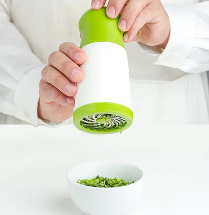 LoomTech Herb Grinder – Stainless Steel Spice Mill & Fresh Herb Chopper